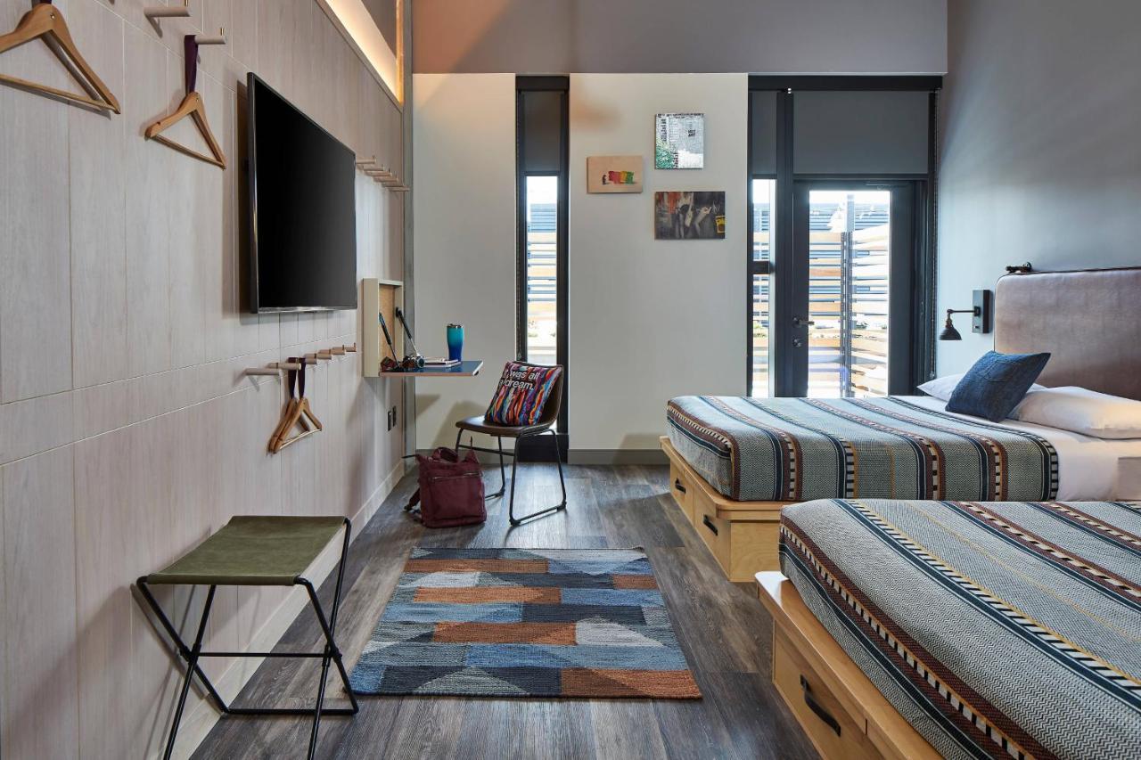 Moxy Columbus Short North Hotel Exterior photo