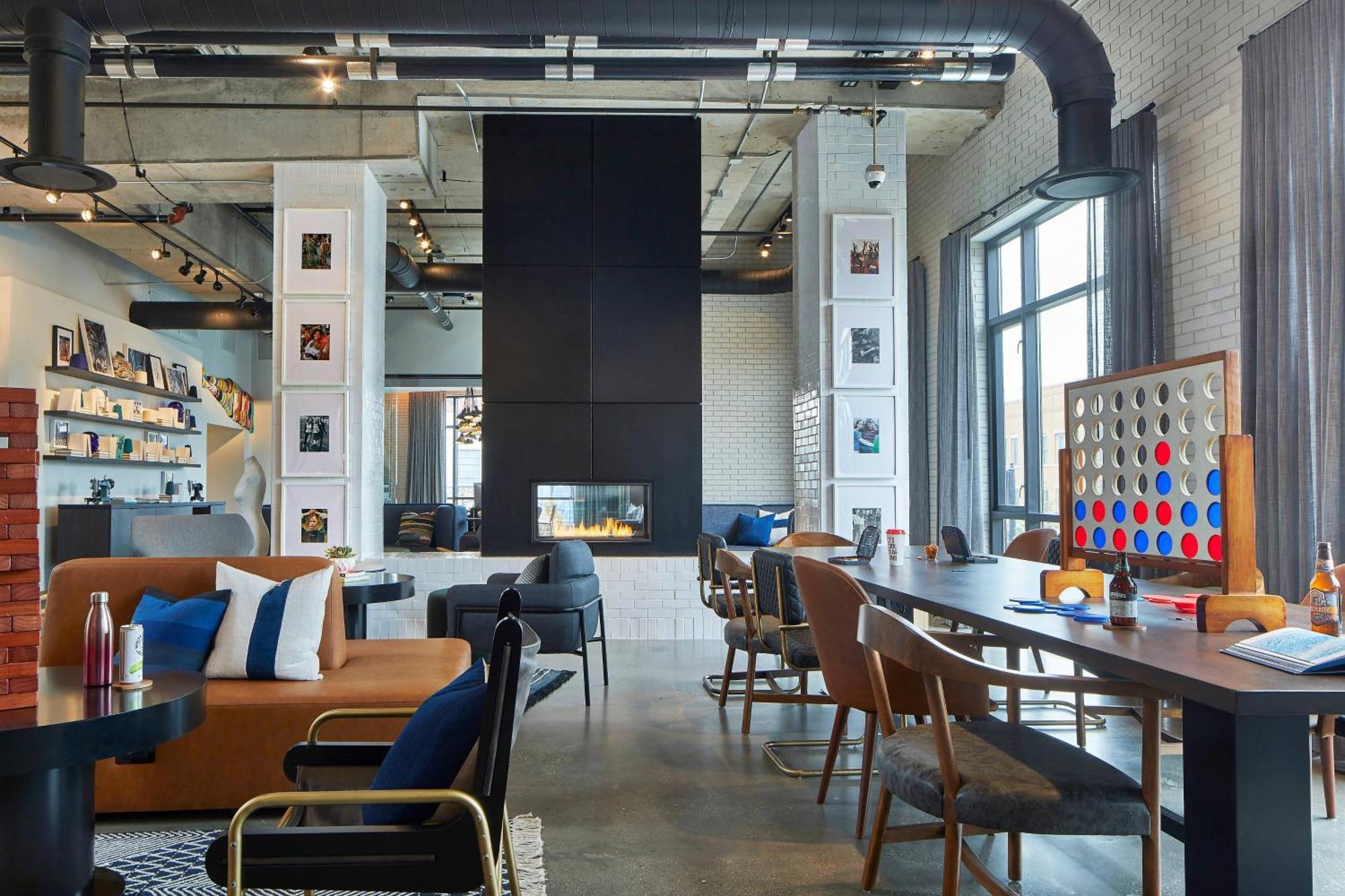 Moxy Columbus Short North Hotel Exterior photo